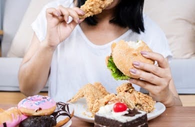 Women doing Binge Eating